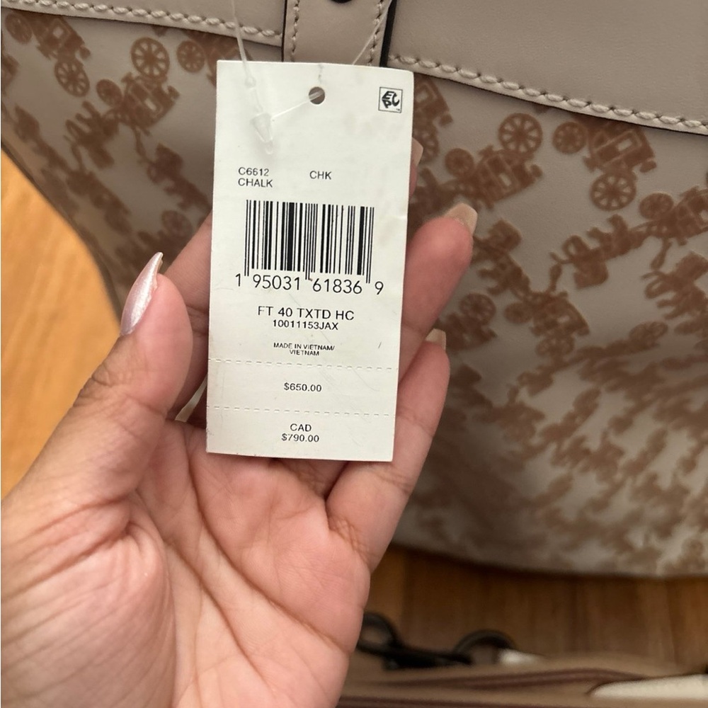 Coach Field Tote Bag 40 With Horse And Carriage Print - Picture 8 of 10
